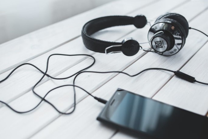 Стари хитове измежду които българска естрада Бийтълс Ролинг Стоунс